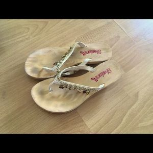 Skechers charm flip flop